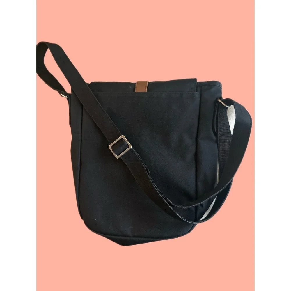 Herschel Supply Messenger Bag Black Canvas Crossbody Buckle Strap Striped Lining